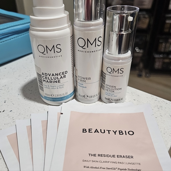 QMS Medicosmetics Skincare Set